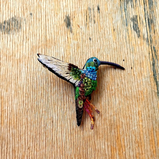 Trovelore sagė smaragdinis kolibris